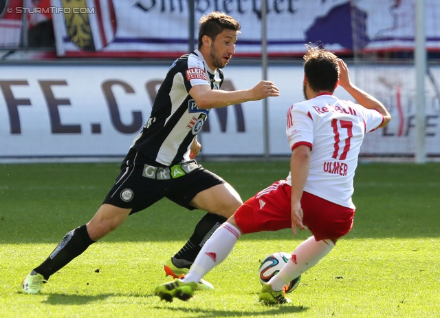 Salzburg - Sturm Graz
Oesterreichische Fussball Bundesliga, 32. Runde, FC RB Salzburg - SK Sturm Graz, Stadion Wals-Siezenheim, 12.04.2014. 

Foto zeigt Aleksandar Todorovski (Sturm) und Andreas Ulmer (Salzburg)
