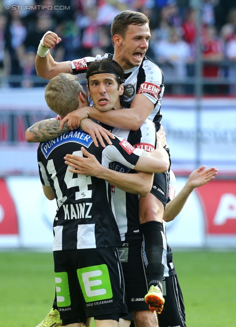 Salzburg - Sturm Graz
Oesterreichische Fussball Bundesliga, 32. Runde, FC RB Salzburg - SK Sturm Graz, Stadion Wals-Siezenheim, 12.04.2014. 

Foto zeigt Florian Kainz (Sturm), Nikola Vujadinovic (Sturm) und Daniel Offenbacher (Sturm)
Schlüsselwörter: torjubel