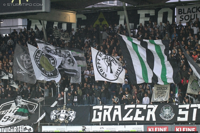 Sturm Graz - Ried
Oesterreichische Fussball Bundesliga, 33. Runde, SK Sturm Graz -  SV Ried, Stadion Liebenau Graz, 19.04.2014. 

Foto zeigt Fans von Sturm
