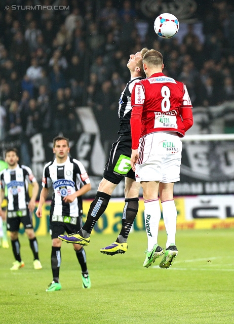 Sturm Graz - Ried
Oesterreichische Fussball Bundesliga, 33. Runde, SK Sturm Graz -  SV Ried, Stadion Liebenau Graz, 19.04.2014. 

Foto zeigt Robert Beric (Sturm), Gernot Trauner (Ried)
