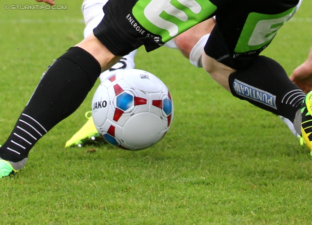 Wolfsberg - Sturm Graz
Oesterreichische Fussball Bundesliga, 34. Runde, Wolfsberger AC - SK Sturm Graz, Lavanttal Arena Wolfsberg, 27.04.2014. 

Foto zeigt Florian Kainz (Sturm) mit dem Fussball
