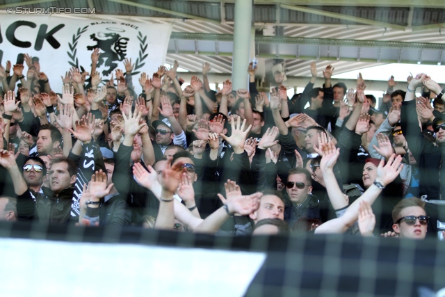 Sturm Graz - Wiener Neustadt
Oesterreichische Fussball Bundesliga, 35. Runde, SK Sturm Graz - SC Wiener Neustadt, Stadion Liebenau Graz, 04.05.2014. 

Foto zeigt Fans von Sturm
