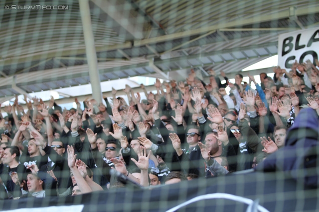 Sturm Graz - Wiener Neustadt
Oesterreichische Fussball Bundesliga, 35. Runde, SK Sturm Graz - SC Wiener Neustadt, Stadion Liebenau Graz, 04.05.2014. 

Foto zeigt Fans von Sturm
