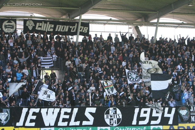 Sturm Graz - Wiener Neustadt
Oesterreichische Fussball Bundesliga, 35. Runde, SK Sturm Graz - SC Wiener Neustadt, Stadion Liebenau Graz, 04.05.2014. 

Foto zeigt Fans von Sturm
