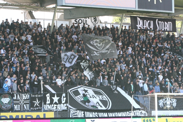 Sturm Graz - Wiener Neustadt
Oesterreichische Fussball Bundesliga, 35. Runde, SK Sturm Graz - SC Wiener Neustadt, Stadion Liebenau Graz, 04.05.2014. 

Foto zeigt Fans von Sturm
