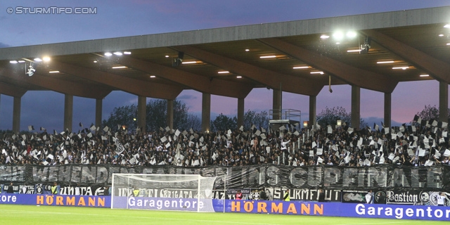 St. Poelten - Sturm Graz
OEFB Cup, Halbfinale, SKN St. Poelten - SK Sturm Graz, Arena St. Poelten, 07.05.2014. 

Foto zeigt Fans von Sturm mit einer Choreografie
