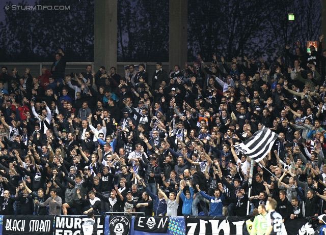 St. Poelten - Sturm Graz
OEFB Cup, Halbfinale, SKN St. Poelten - SK Sturm Graz, Arena St. Poelten, 07.05.2014. 

Foto zeigt Fans von Sturm
