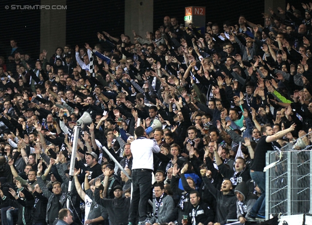 St. Poelten - Sturm Graz
OEFB Cup, Halbfinale, SKN St. Poelten - SK Sturm Graz, Arena St. Poelten, 07.05.2014. 

Foto zeigt Fans von Sturm
