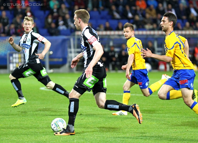 St. Poelten - Sturm Graz
OEFB Cup, Halbfinale, SKN St. Poelten - SK Sturm Graz, Arena St. Poelten, 07.05.2014. 

Foto zeigt Robert Beric (Sturm)
