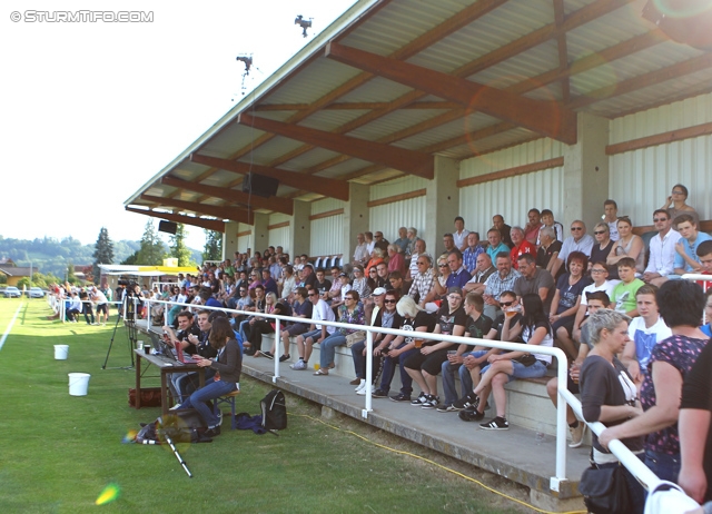 Sturm Graz - Inter Baku
Testspiel,  SK Sturm Graz - FK Inter Baku, Waldstadion Dietersdorf, 19.07.2014. 

Foto zeigt eine Innenansicht im Waldstadion Dietersdorf
