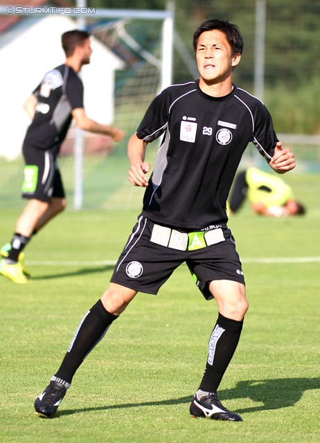 Sturm Graz - Inter Baku
Testspiel,  SK Sturm Graz - FK Inter Baku, Waldstadion Dietersdorf, 19.07.2014. 

Foto zeigt Taisuke Akiyoshi (Sturm)
