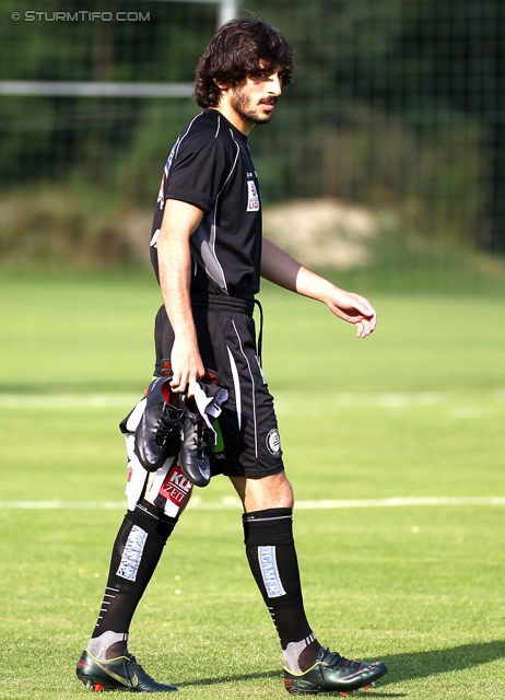 Sturm Graz - Inter Baku
Testspiel,  SK Sturm Graz - FK Inter Baku, Waldstadion Dietersdorf, 19.07.2014. 

Foto zeigt Naim Sharifi (Sturm)
