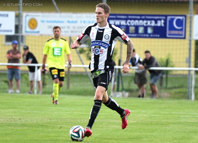 Sturm Graz - Inter Baku
Testspiel,  SK Sturm Graz - FK Inter Baku, Waldstadion Dietersdorf, 19.07.2014. 

Foto zeigt Andreas Pfingstner (Sturm)
