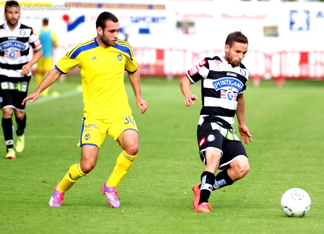 Sturm Graz - Maccabi Tel Aviv
Testspiel,  SK Sturm Graz - Maccabi Tel Aviv, Solarstadion Gleisdorf, 04.07.2014. 

Foto zeigt Carlos Garcia (Tel Aviv) und David Schloffer (Sturm)
