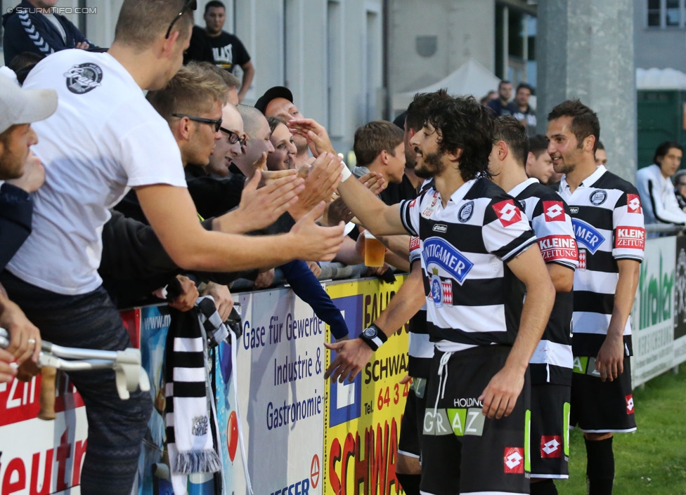 Schwaz - Sturm Graz
OEFB Cup, 1. Runde, SC Schwaz - SK Sturm Graz, Silberstadtarena Schwaz, 11.07.2014. 

Foto zeigt die Mannschaft von Sturm und Fans von Sturm
