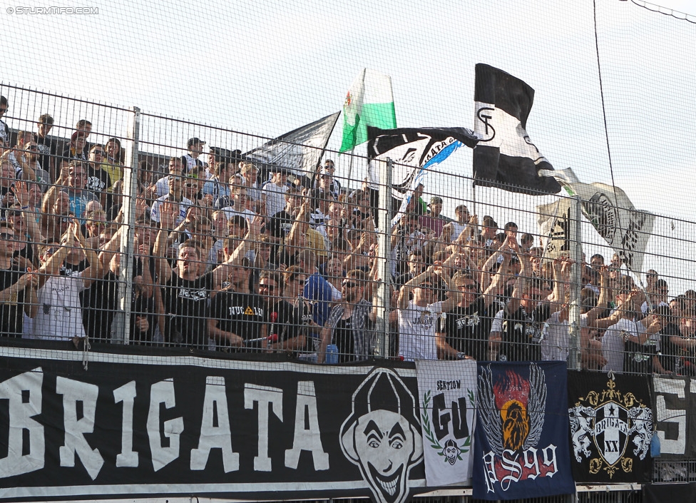 Altach - Sturm Graz
Oesterreichische Fussball Bundesliga, 1. Runde, SC Rheindorf Altach - SK Sturm Graz, Stadion Schnabelholz Altach, 19.07.2014. 

Foto zeigt Fans von Sturm
