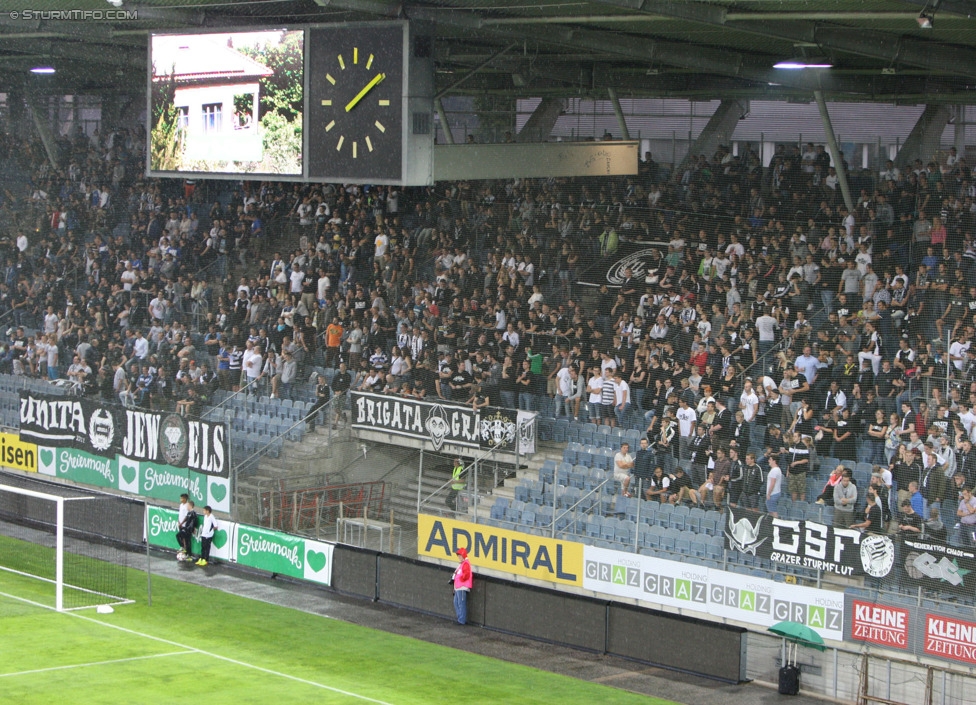 Sturm Graz - Hamburger SV
Testspiel,  SK Sturm Graz - Hamburger SV, Stadion Liebenau Graz, 30.07.2014. 

Foto zeigt Fans von Sturm

