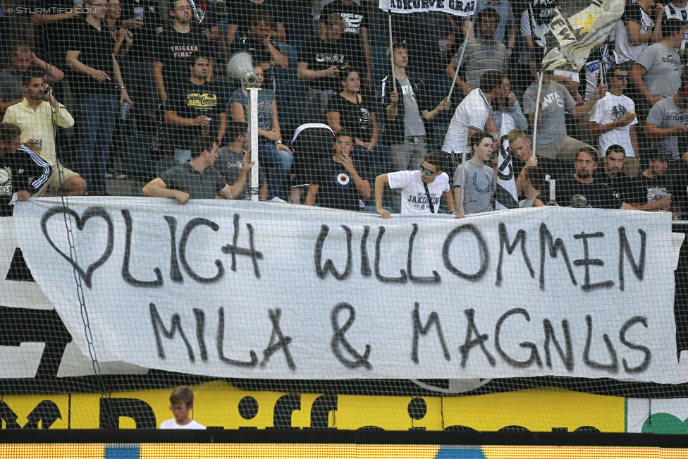 Sturm Graz - Wiener Neustadt
Oesterreichische Fussball Bundesliga, 3. Runde, SK Sturm Graz - SC Wiener Neustadt, Stadion Liebenau Graz, 02.08.2014. 

Foto zeigt Fans von Sturm mit einem Spruchband
