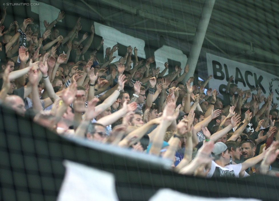 Sturm Graz - Wiener Neustadt
Oesterreichische Fussball Bundesliga, 3. Runde, SK Sturm Graz - SC Wiener Neustadt, Stadion Liebenau Graz, 02.08.2014. 

Foto zeigt Fans von Sturm
