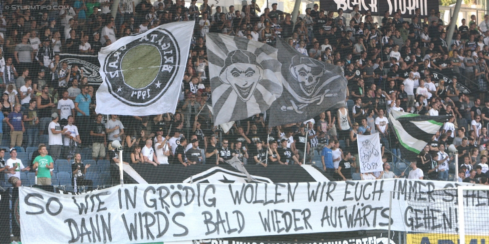 Sturm Graz - Wiener Neustadt
Oesterreichische Fussball Bundesliga, 3. Runde, SK Sturm Graz - SC Wiener Neustadt, Stadion Liebenau Graz, 02.08.2014. 

Foto zeigt Fans von Sturm mit einem Spruchband
