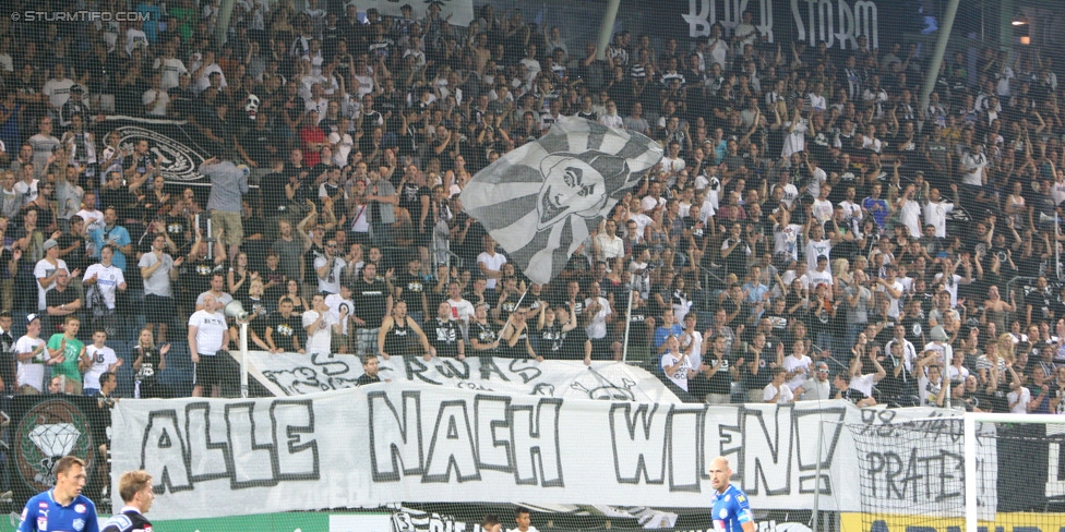 Sturm Graz - Wiener Neustadt
Oesterreichische Fussball Bundesliga, 3. Runde, SK Sturm Graz - SC Wiener Neustadt, Stadion Liebenau Graz, 02.08.2014. 

Foto zeigt Fans von Sturm mit einem Spruchband
