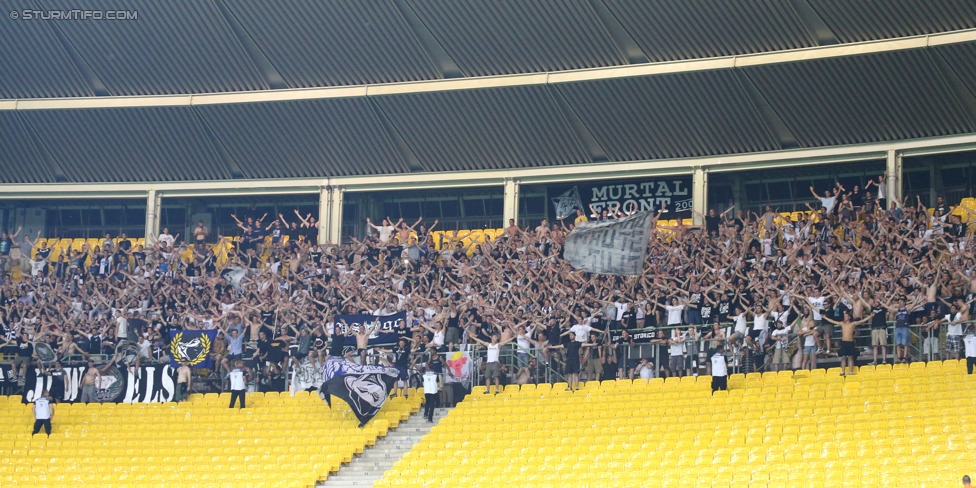 Rapid - Sturm Graz
Oesterreichische Fussball Bundesliga, 4. Runde, SK Rapid Wien - SK Sturm Graz, Ernst-Happel-Stadion Wien, 09.08.2014. 

Foto zeigt Fans von Sturm
