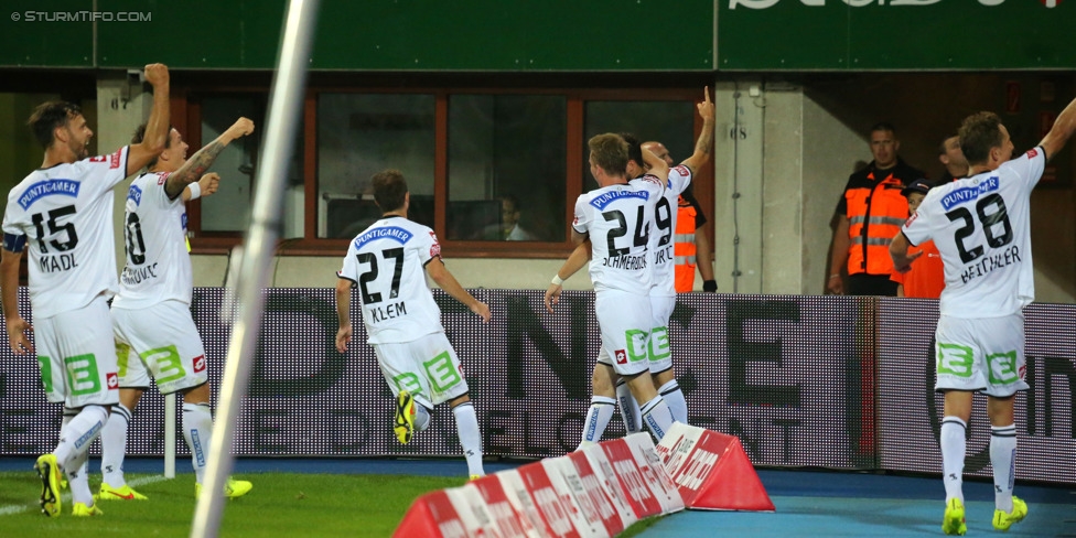 Rapid - Sturm Graz
Oesterreichische Fussball Bundesliga, 4. Runde, SK Rapid Wien - SK Sturm Graz, Ernst-Happel-Stadion Wien, 09.08.2014. 

Foto zeigt die Mannschaft von Sturm
Schlüsselwörter: torjubel