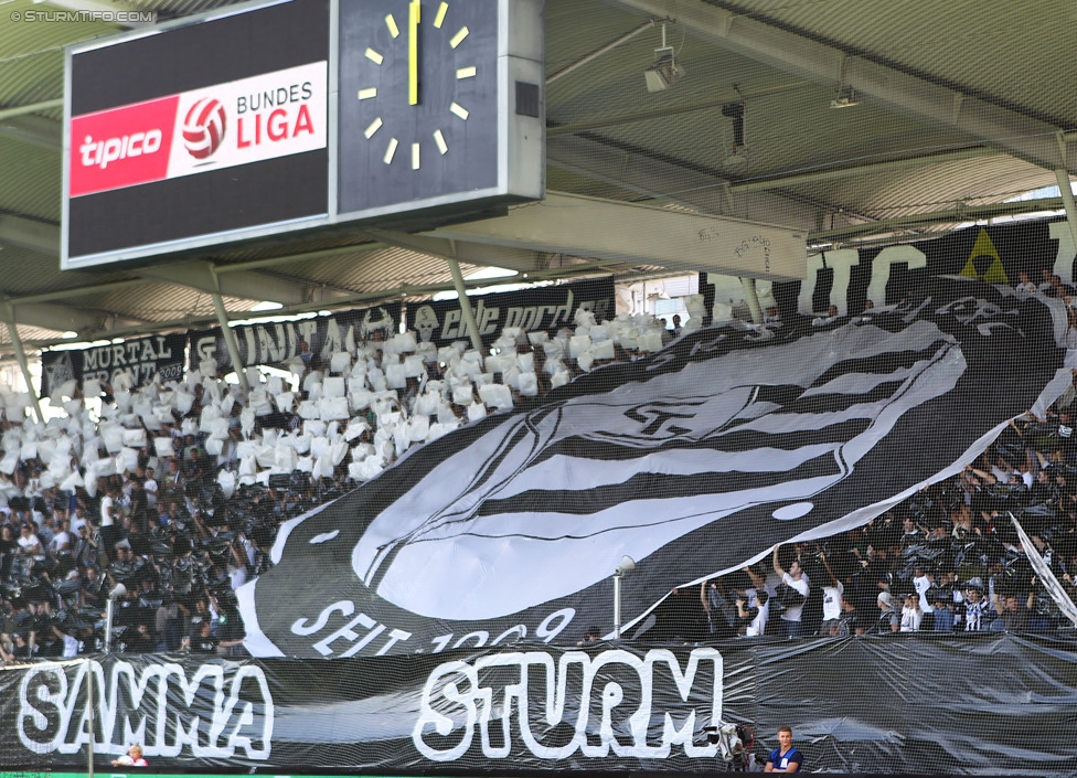 Sturm Graz - Austria Wien
Oesterreichische Fussball Bundesliga, 5. Runde, SK Sturm Graz - FK Austria Wien, Stadion Liebenau Graz, 17.08.2014. 

Foto zeigt Fans von Sturm mit einer Choreografie
