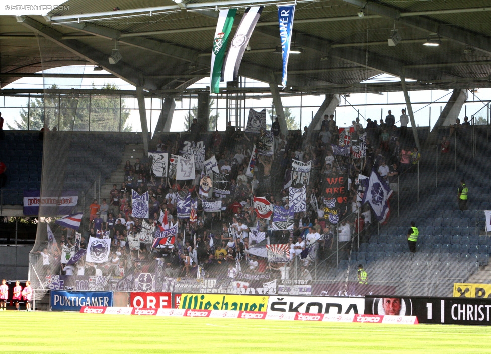 Sturm Graz - Austria Wien
Oesterreichische Fussball Bundesliga, 5. Runde, SK Sturm Graz - FK Austria Wien, Stadion Liebenau Graz, 17.08.2014. 

Foto zeigt Fans von Austria Wien
