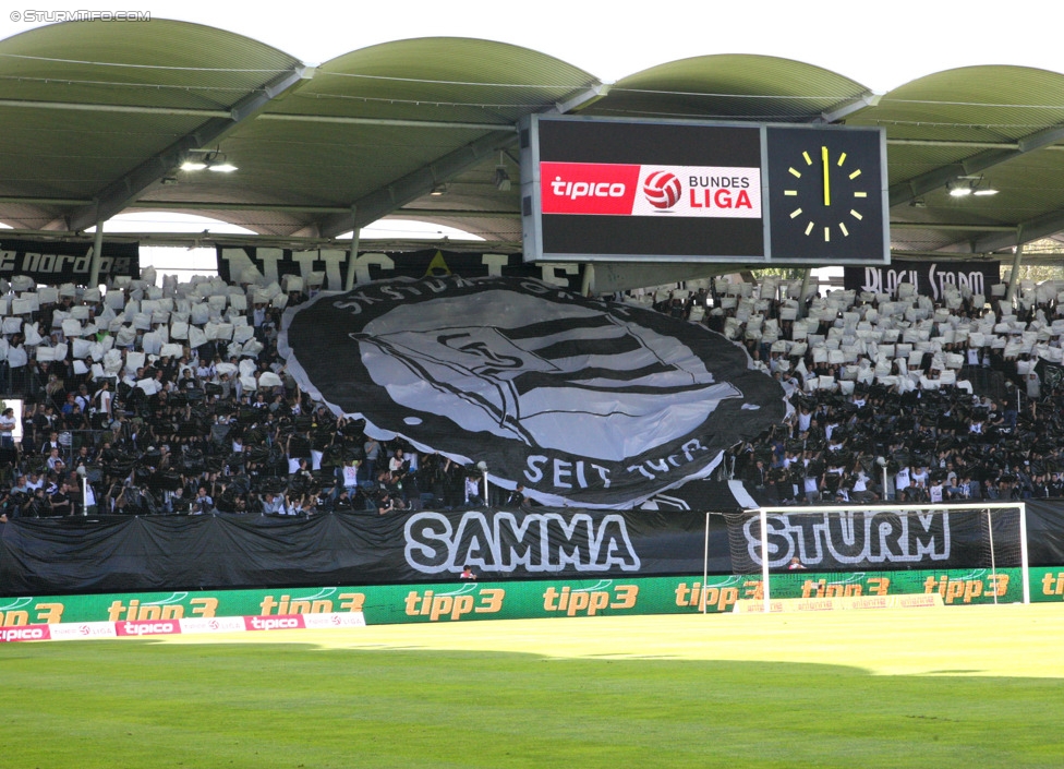 Sturm Graz - Austria Wien
Oesterreichische Fussball Bundesliga, 5. Runde, SK Sturm Graz - FK Austria Wien, Stadion Liebenau Graz, 17.08.2014. 

Foto zeigt Fans von Sturm mit einer Choreografie
