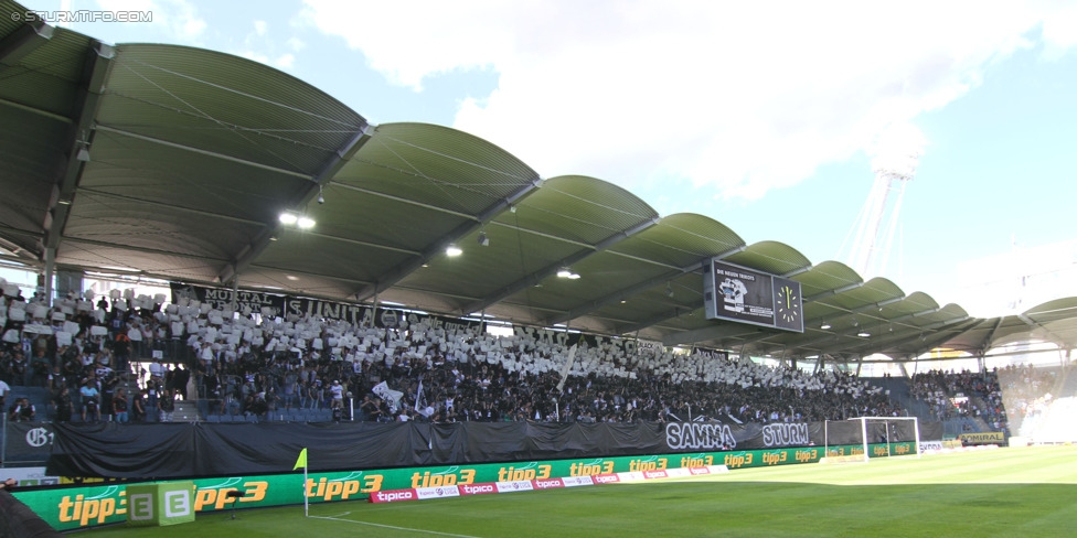 Sturm Graz - Austria Wien
Oesterreichische Fussball Bundesliga, 5. Runde, SK Sturm Graz - FK Austria Wien, Stadion Liebenau Graz, 17.08.2014. 

Foto zeigt Fans von Sturm mit einer Choreografie
