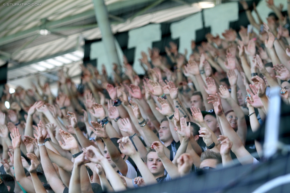 Sturm Graz - Austria Wien
Oesterreichische Fussball Bundesliga, 5. Runde, SK Sturm Graz - FK Austria Wien, Stadion Liebenau Graz, 17.08.2014. 

Foto zeigt Fans von Sturm
