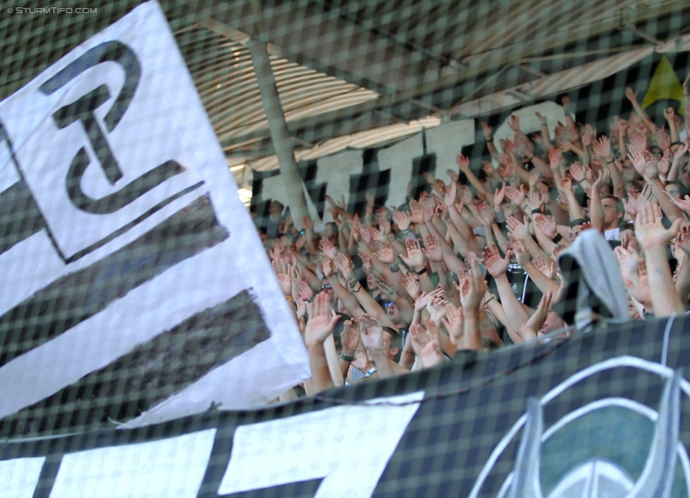 Sturm Graz - Austria Wien
Oesterreichische Fussball Bundesliga, 5. Runde, SK Sturm Graz - FK Austria Wien, Stadion Liebenau Graz, 17.08.2014. 

Foto zeigt Fans von Sturm
