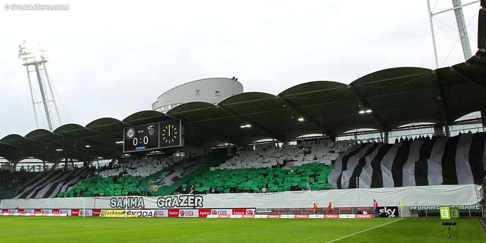 Sturm Graz - Wolfsberg
Oesterreichische Fussball Bundesliga, 6. Runde, SK Sturm Graz - Wolfsberger AC, Stadion Liebenau Graz, 23.08.2014. 

Foto zeigt Fans von Sturm mit einer Choreografie
