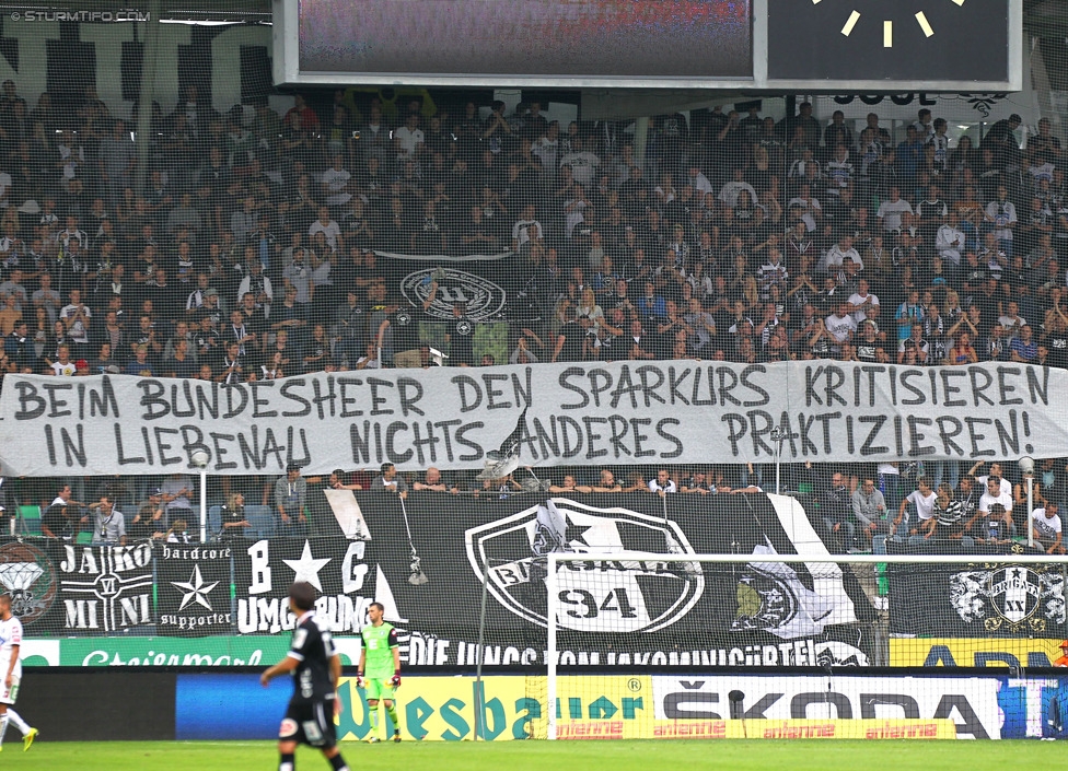 Sturm Graz - Wolfsberg
Oesterreichische Fussball Bundesliga, 6. Runde, SK Sturm Graz - Wolfsberger AC, Stadion Liebenau Graz, 23.08.2014. 

Foto zeigt Fans von Sturm mit einem Spruchband
Schlüsselwörter: protest