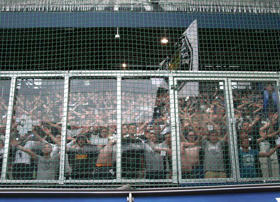 RB Salzburg - Sturm Graz
Oesterreichische Fussball Bundesliga, 7. Runde, FC RB Salzburg - SK Sturm Graz, Stadion Wals-Siezenheim, 30.08.2014. 

Foto zeigt Fans von Sturm
