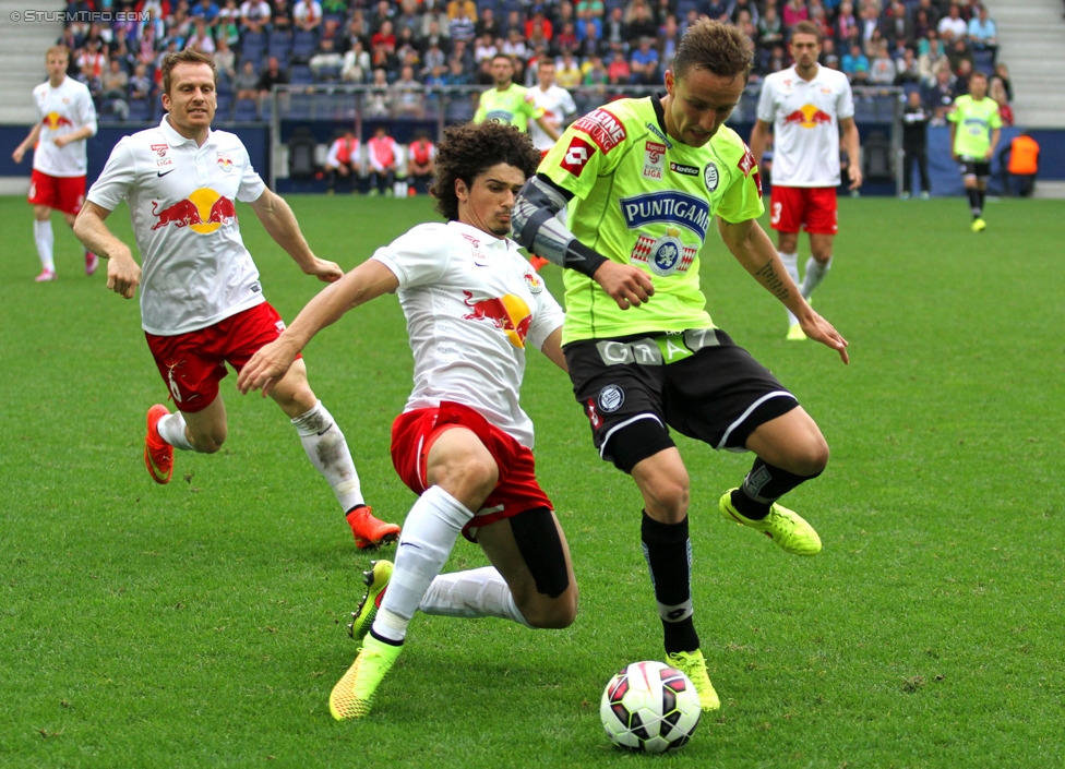 RB Salzburg - Sturm Graz
Oesterreichische Fussball Bundesliga, 7. Runde, FC RB Salzburg - SK Sturm Graz, Stadion Wals-Siezenheim, 30.08.2014. 

Foto zeigt Andre Ramalho Silva (Salzburg) und Daniel Beichler (Sturm)
