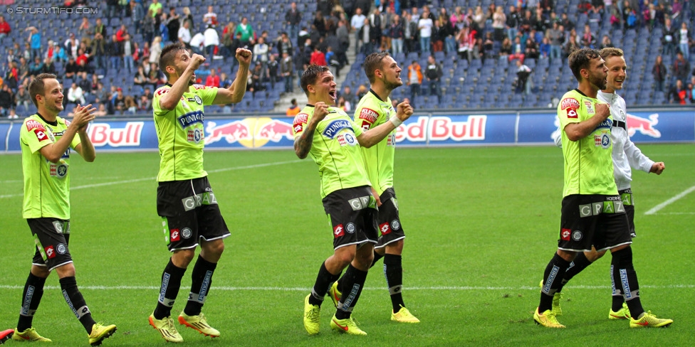 RB Salzburg - Sturm Graz
Oesterreichische Fussball Bundesliga, 7. Runde, FC RB Salzburg - SK Sturm Graz, Stadion Wals-Siezenheim, 30.08.2014. 

Foto zeigt die Mannschaft von Sturm
Schlüsselwörter: jubel