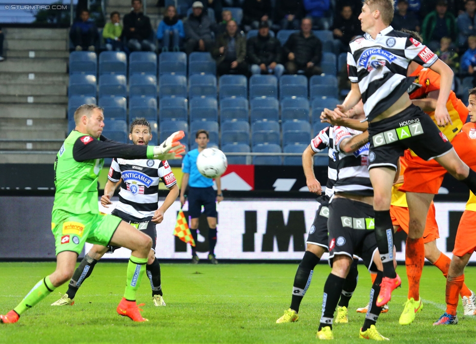 Sturm Graz - Admira Wacker
Oesterreichische Fussball Bundesliga, 8. Runde, SK Sturm Graz - FC Admira Wacker Moedling, Stadion Liebenau Graz, 13.09.2014. 

Foto zeigt Benedikt Pliquett (Sturm) und Aleksandar Todorovski (Sturm)
