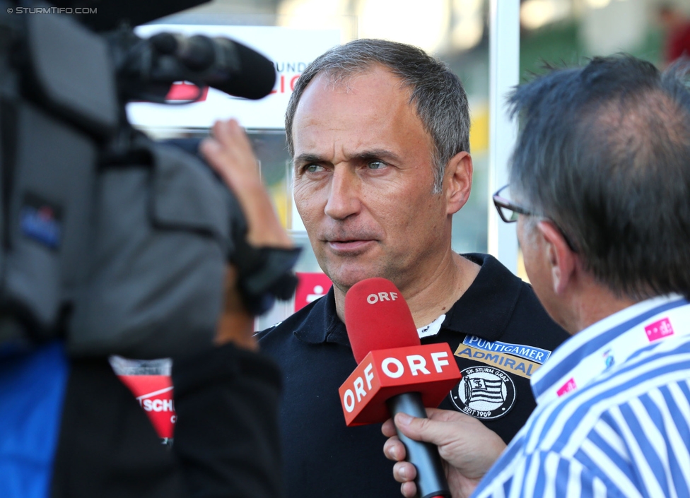 Ried - Sturm Graz
Oesterreichische Fussball Bundesliga, 9. Runde, SV Ried - SK Sturm Graz, Arena Ried, 20.09.2014. 

Foto zeigt Darko Milanic (Cheftrainer Sturm) beim Interview
