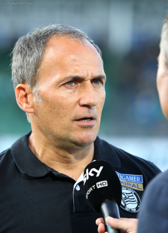 Ried - Sturm Graz
Oesterreichische Fussball Bundesliga, 9. Runde, SV Ried - SK Sturm Graz, Arena Ried, 20.09.2014. 

Foto zeigt Darko Milanic (Cheftrainer Sturm) beim Interview
