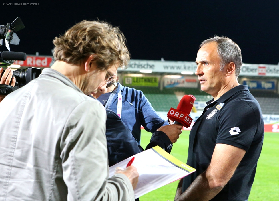 Ried - Sturm Graz
Oesterreichische Fussball Bundesliga, 9. Runde, SV Ried - SK Sturm Graz, Arena Ried, 20.09.2014. 

Foto zeigt Darko Milanic (Cheftrainer Sturm) beim Interview
