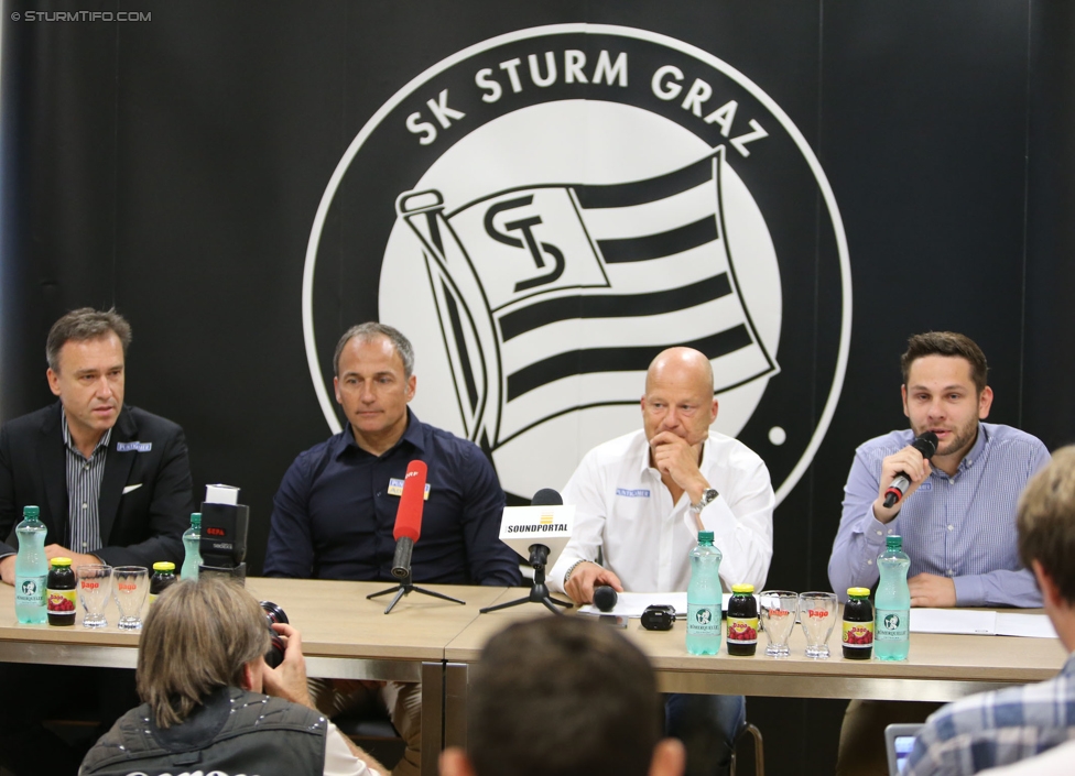 Pressekonferenz Sturm
Oesterreichische Fussball Bundesliga, SK Sturm Graz Pressekonferenz, Trainingszentrum Messendorf, 21.09.2014.

Foto zeigt Christian Jauk (Praesident Sturm), Darko Milanic (Cheftrainer Sturm), Gerhard Goldbrich (General Manager Sturm) und Alexander Fasching (Pressesprecher Sturm)
