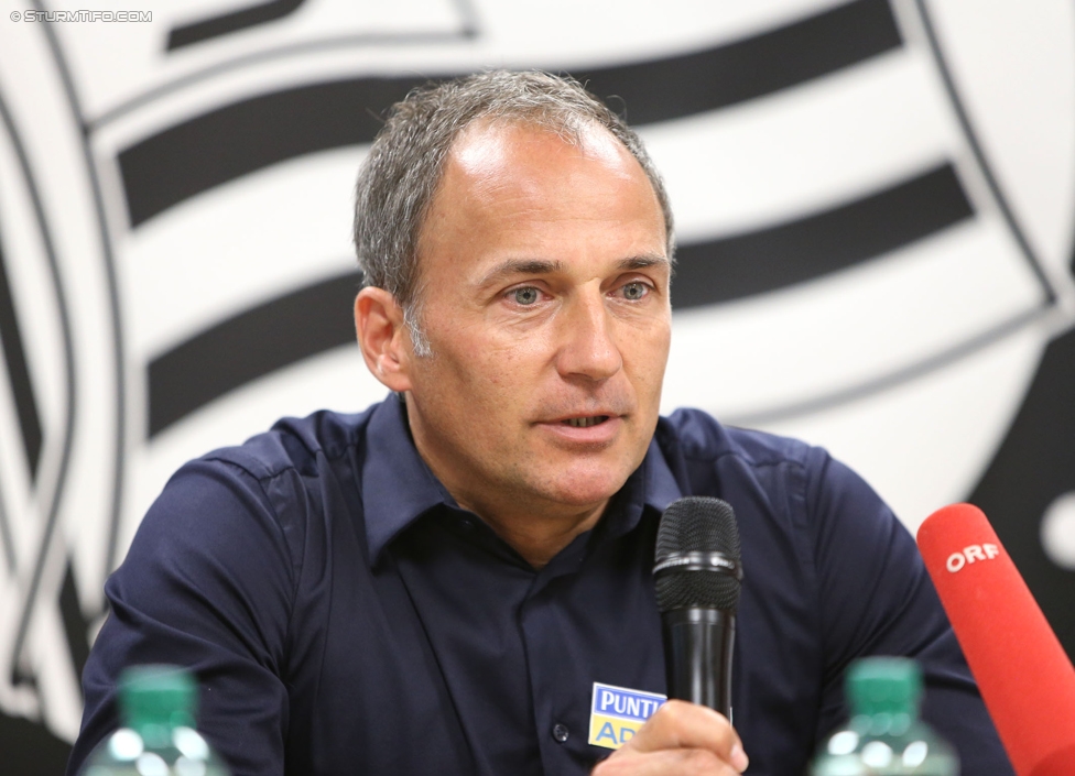 Pressekonferenz Sturm
Oesterreichische Fussball Bundesliga, SK Sturm Graz Pressekonferenz, Trainingszentrum Messendorf, 21.09.2014.

Foto zeigt Darko Milanic (Cheftrainer Sturm)
