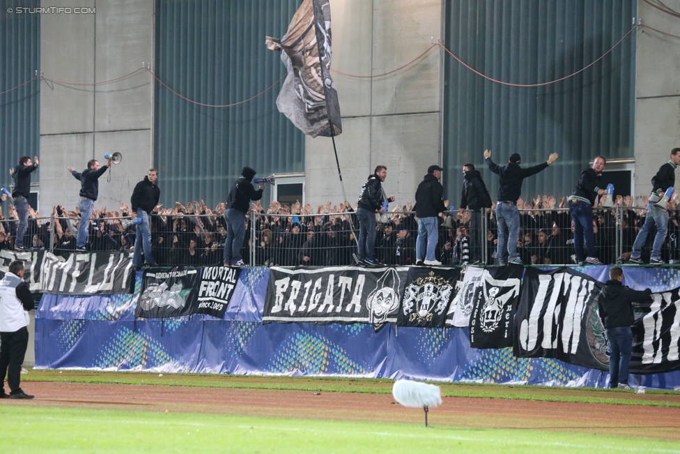 Austria Salzburg - Sturm Graz
OEFB Cup, 2. Runde, SV Austria Salzburg - SK Sturm Graz, Stadion Voecklabruck, 23.09.2014. 

Foto zeigt Fans von Sturm
