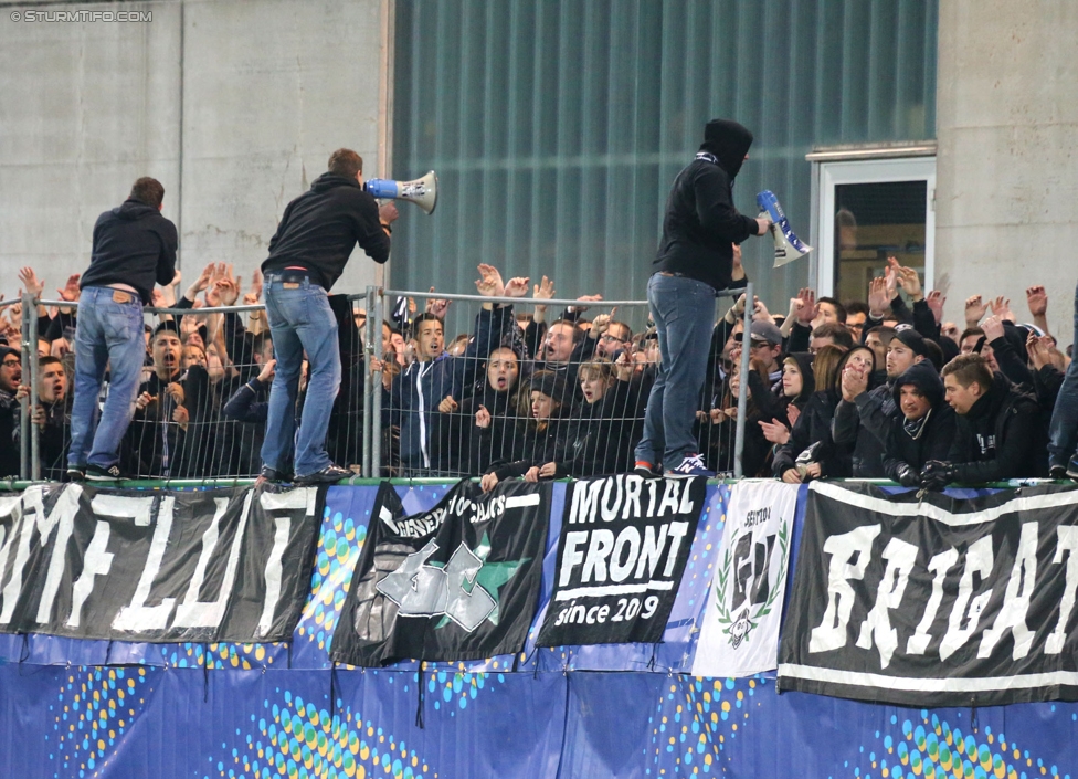 Austria Salzburg - Sturm Graz
OEFB Cup, 2. Runde, SV Austria Salzburg - SK Sturm Graz, Stadion Voecklabruck, 23.09.2014. 

Foto zeigt Fans von Sturm
