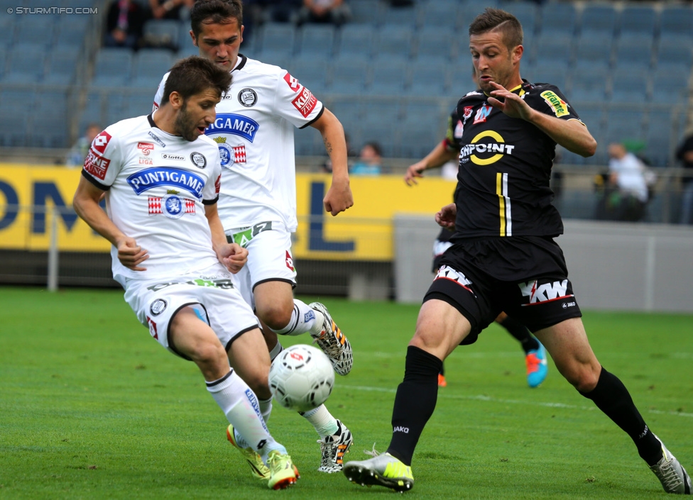 Sturm Graz - Altach
Oesterreichische Fussball Bundesliga, 10. Runde, SK Sturm Graz - SCR Altach, Stadion Liebenau Graz, 27.09.2014. 

Foto zeigt Aleksandar Todorovski (Sturm) und Anel Hadzic (Sturm)
