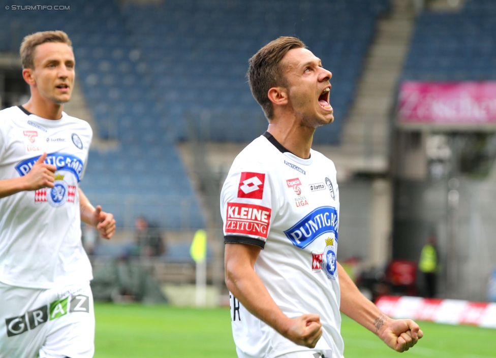 Sturm Graz - Altach
Oesterreichische Fussball Bundesliga, 10. Runde, SK Sturm Graz - SCR Altach, Stadion Liebenau Graz, 27.09.2014. 

Foto zeigt Daniel Beichler (Sturm) und Daniel Offenbacher (Sturm)
