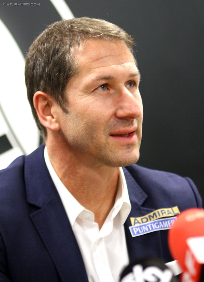 Pressekonferenz Sturm
Oesterreichische Fussball Bundesliga, SK Sturm Graz Pressekonferenz, Trainingszentrum Messendorf, 30.09.2014.

Foto zeigt Franco Foda (Cheftrainer Sturm)
