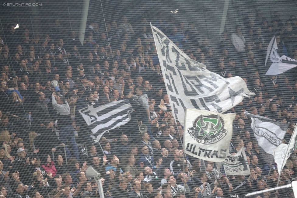 Sturm Graz - Groedig
Oesterreichische Fussball Bundesliga, 11. Runde, SK Sturm Graz - SV Groedig, Stadion Liebenau Graz, 04.10.2014. 

Foto zeigt Fans von Sturm
